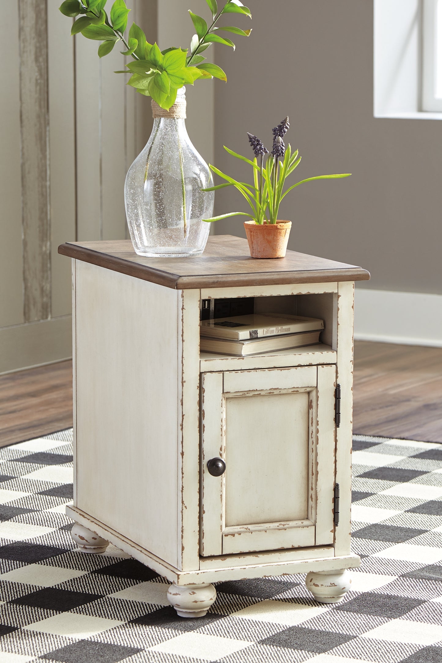 Ashley Express - Realyn Chair Side End Table